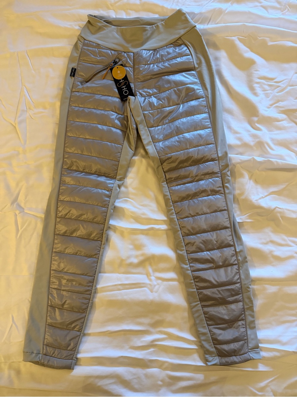 OHSHO Women's Light Gray/ silver Quilted pant.